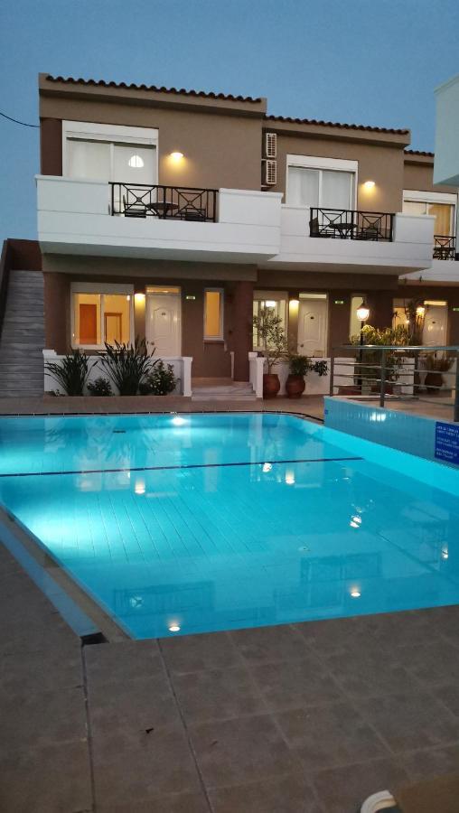 Okeanis II Aparthotel คาโตดารัตโซ ภายนอก รูปภาพ
