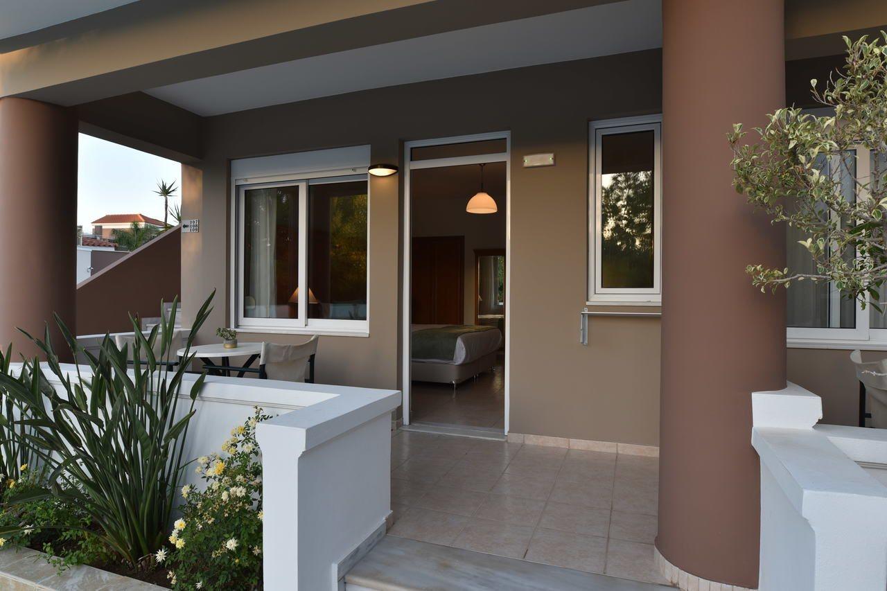 Okeanis II Aparthotel คาโตดารัตโซ ภายนอก รูปภาพ