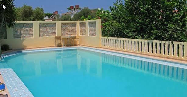 Okeanis II Aparthotel คาโตดารัตโซ ภายนอก รูปภาพ